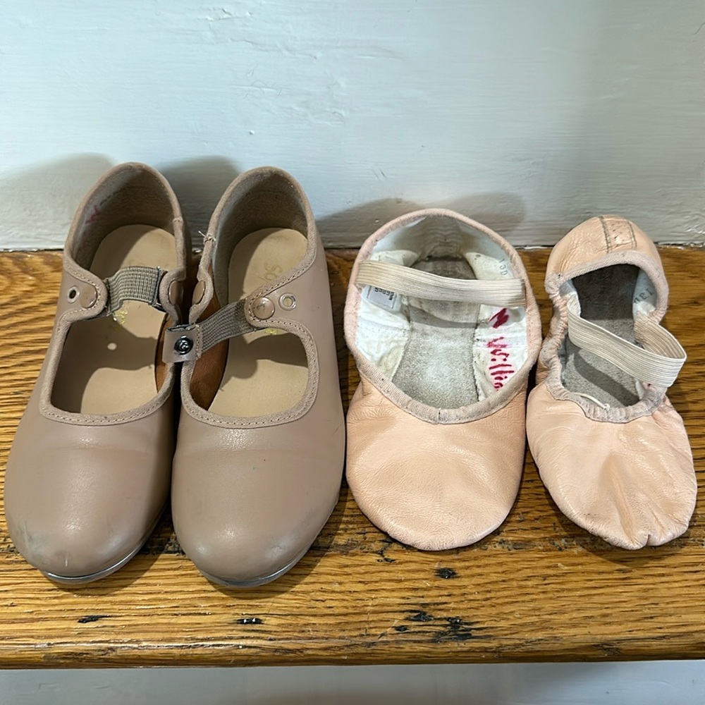 Size 13 wide tap and ballet shoes, so danca and bloch, tan and pink